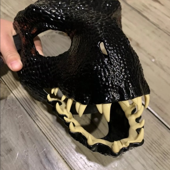 JURASSIC WORLD INDORAPTOR Mask FLY94 Villain Dino Mask COLLECTORS NWOT R… - Picture 8 of 8